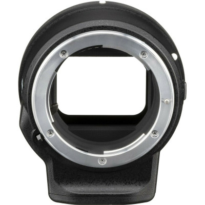 Фотоаппарат Nikon Z5 + FTZ Mount Adapter Kit (VOA040K002) Фотоаппарат Nikon Z5 + FTZ Mount Adapter Kit (VOA040K002)