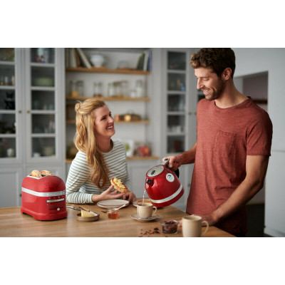 Электрочайник KitchenAid Artisan 1,5 л (Красный) 5KEK1522EER Электрочайник KitchenAid Artisan 1,5 л (Красный) 5KEK1522EER