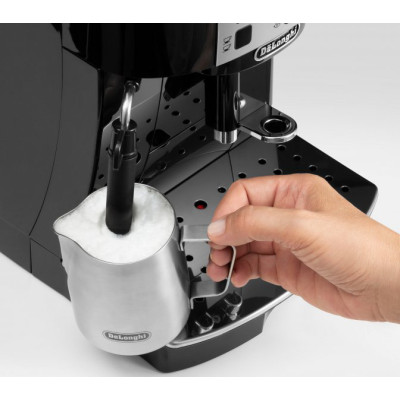 Кофемашина DeLonghi ECAM 22.112 B