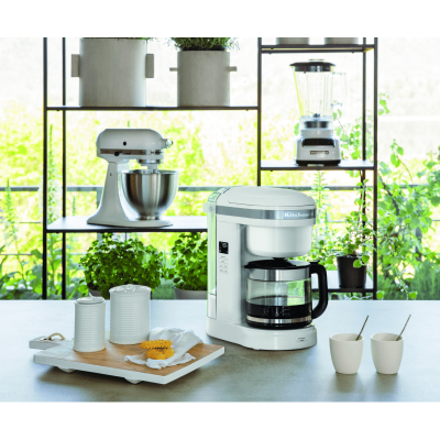 Кофеварка капельная KitchenAid Classic (Белая) 5KCM1208EWH Кофеварка капельная KitchenAid Classic (Белая) 5KCM1208EWH