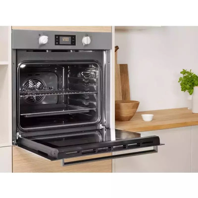 Духовой шкаф электрический Indesit IFW 6544 IX