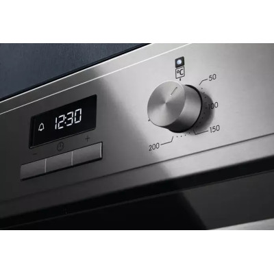 Духовой шкаф электрический ELECTROLUX EOD3C40BX