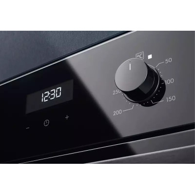Духовой шкаф электрический ELECTROLUX EOD5H70BZ