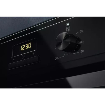 Духовой шкаф электрический ELECTROLUX EOF3H50BK