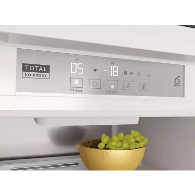 Встраиваемый холодильник Whirlpool WHC20T593P