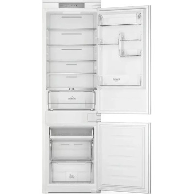 Холодильник встраиваемый Hotpoint-Ariston HAC18T311