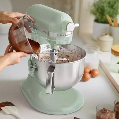 Кухонная машина KitchenAid Artisan 5,6 л 5KSM60SPXEPT с подъемной чашей (Фисташковый) Кухонная машина KitchenAid Artisan 5,6 л 5KSM60SPXEPT с подъемной чашей (Фисташковый)