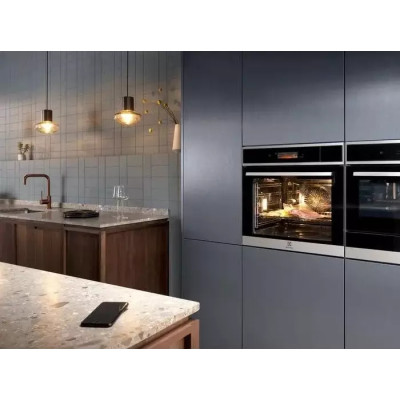 Духовой шкаф электрический Electrolux EOB9S31WX