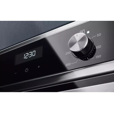 Духовой шкаф электрический Electrolux EOD5C70BX